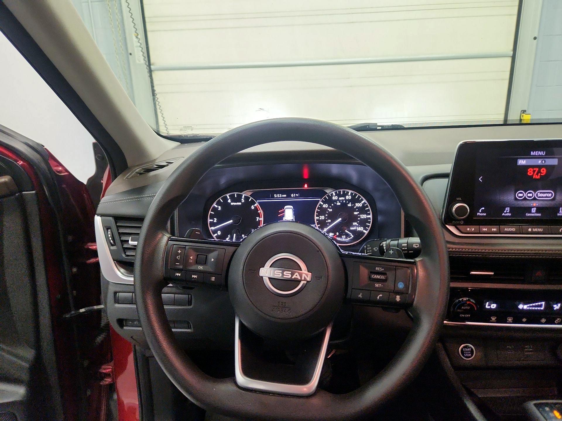 Thumbnail: 2023 Nissan Rogue - 10