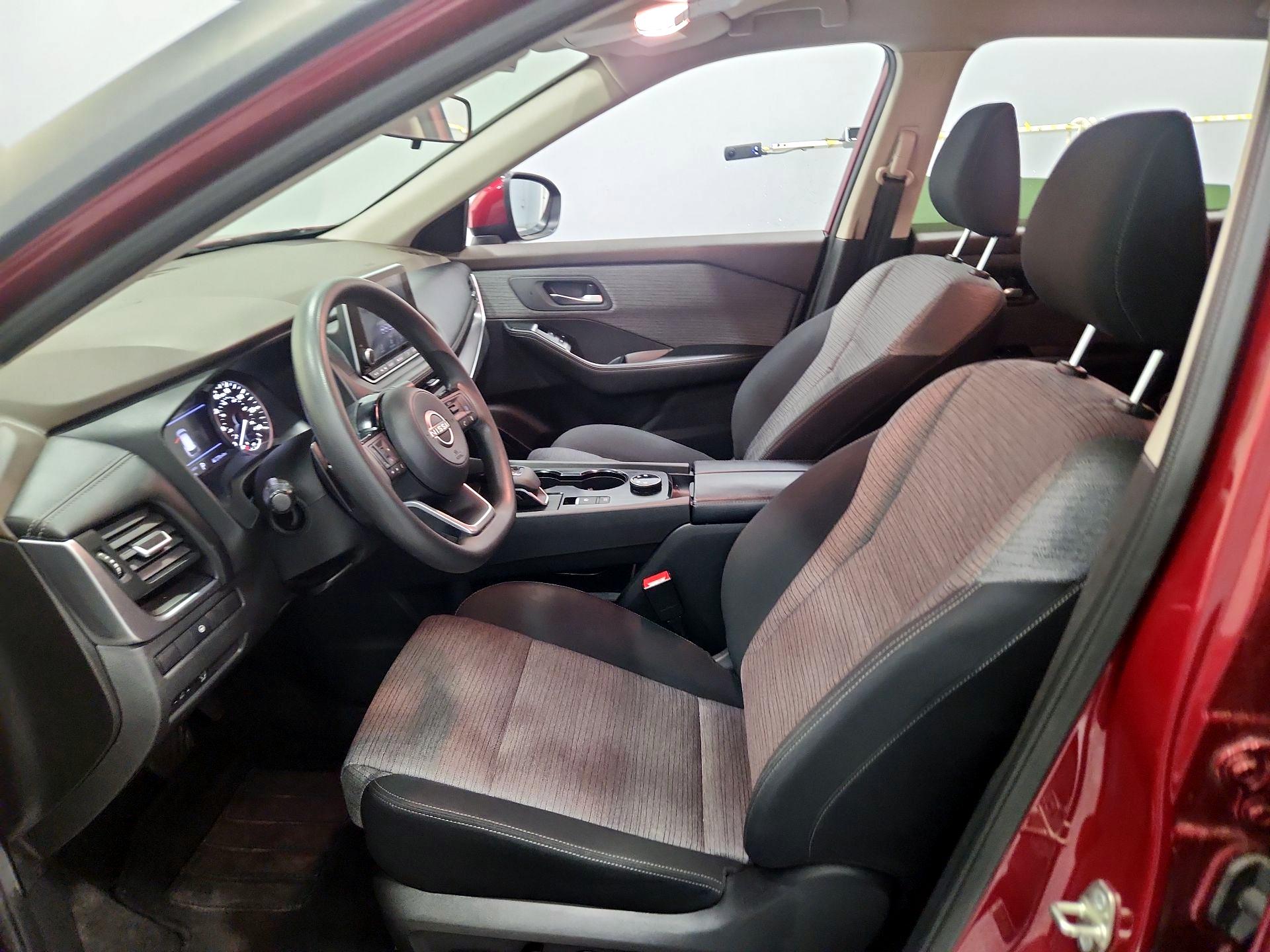 Thumbnail: 2023 Nissan Rogue - 11