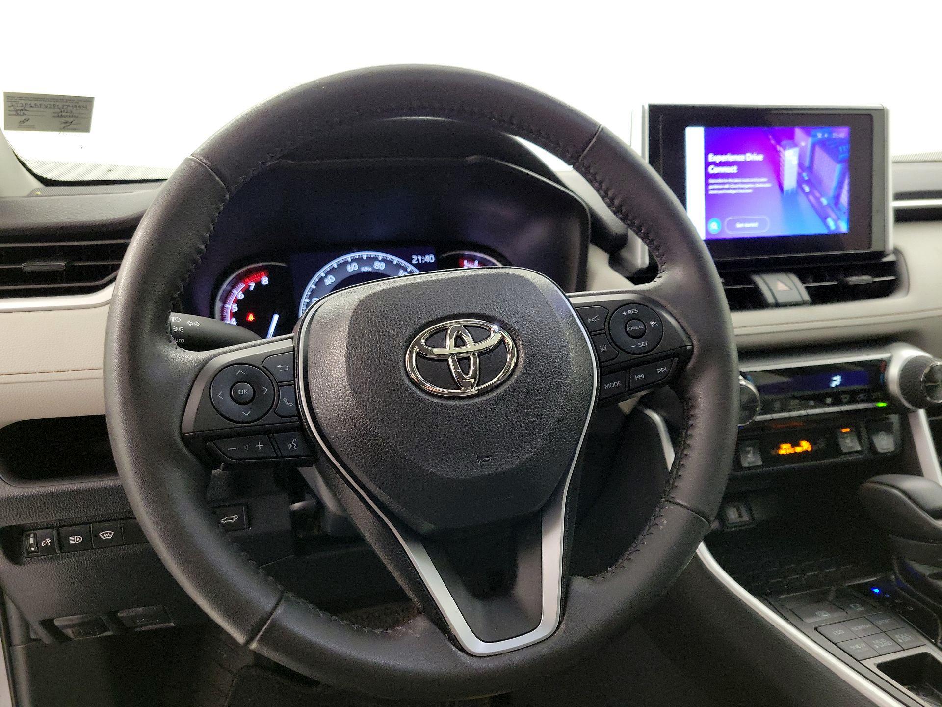 Thumbnail: 2023 Toyota RAV4 - 10