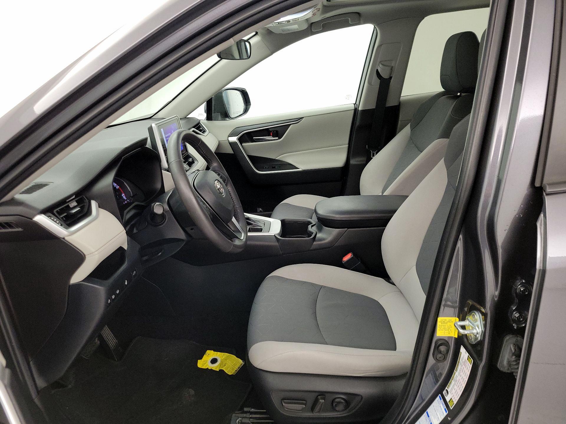 Thumbnail: 2023 Toyota RAV4 - 11