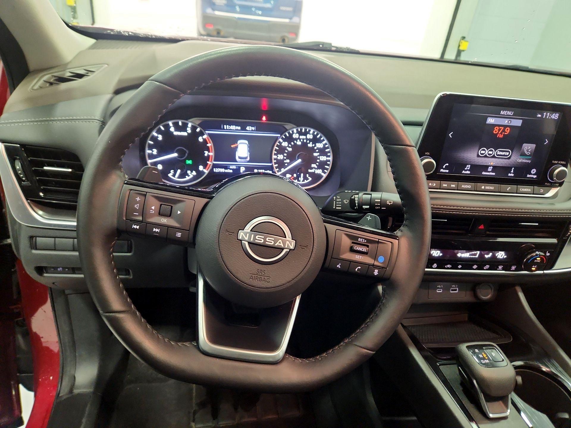 Thumbnail: 2022 Nissan Rogue - 10