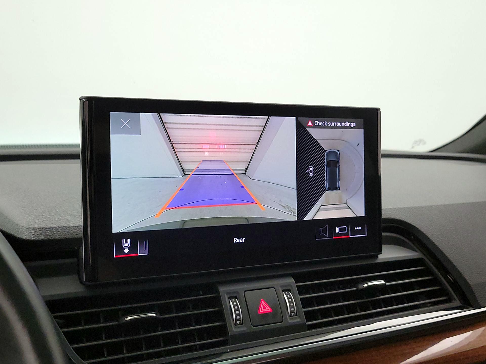 Thumbnail: 2023 Audi Q5 - 14