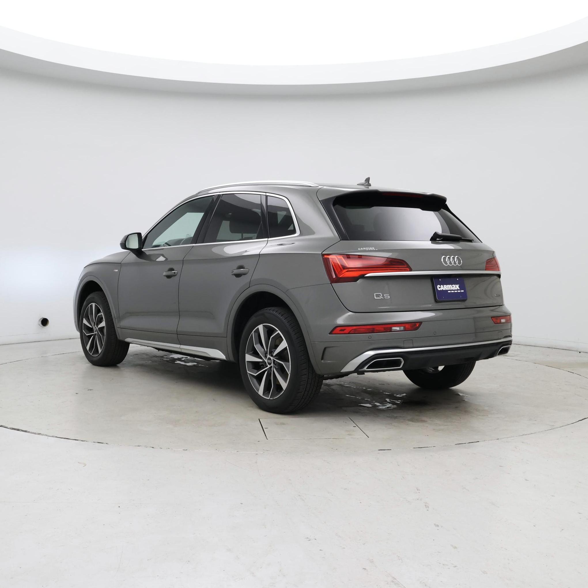 Thumbnail: 2023 Audi Q5 - 2