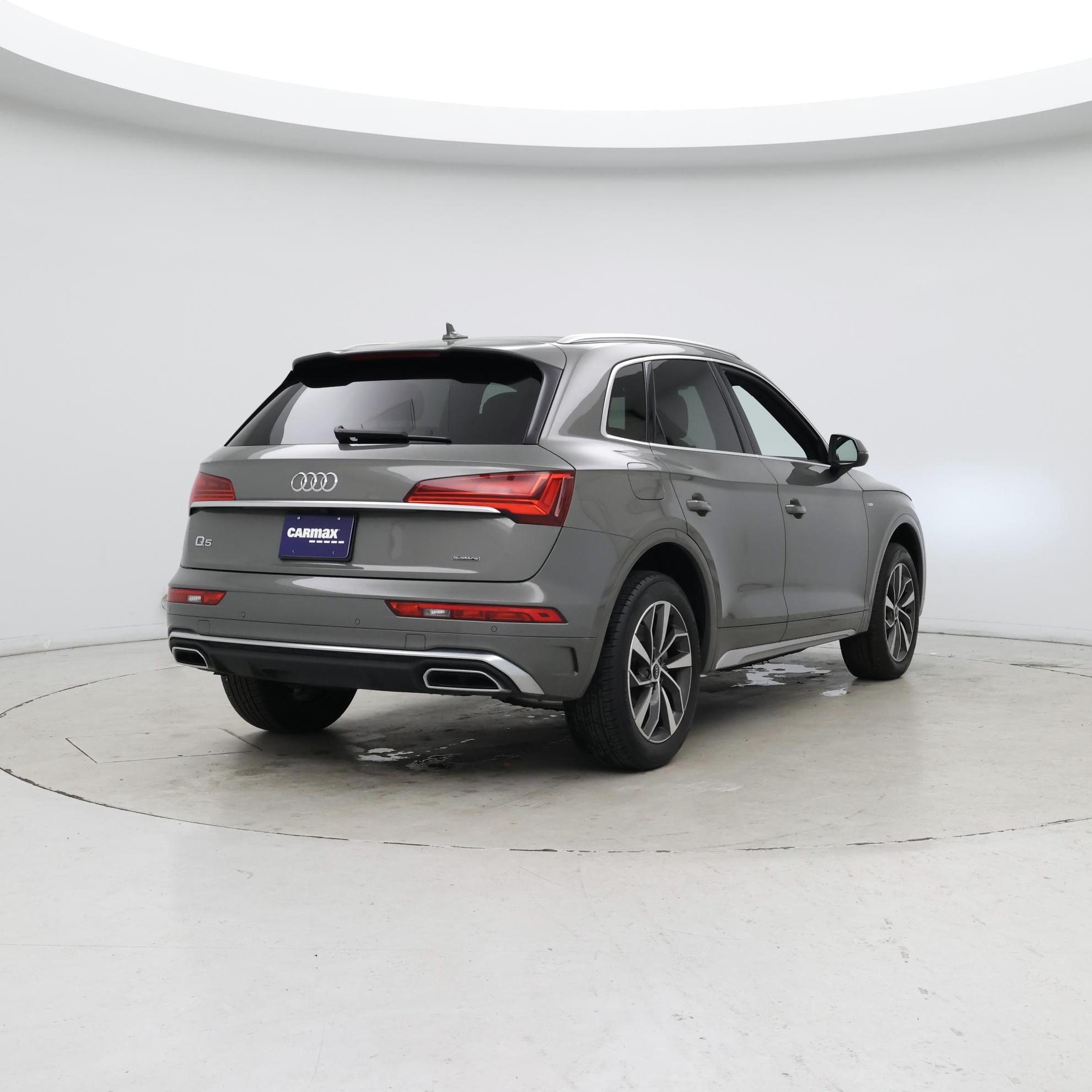 Thumbnail: 2023 Audi Q5 - 8