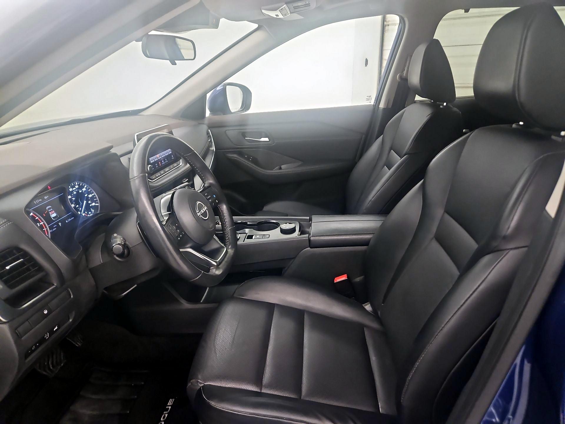 Thumbnail: 2023 Nissan Rogue - 11