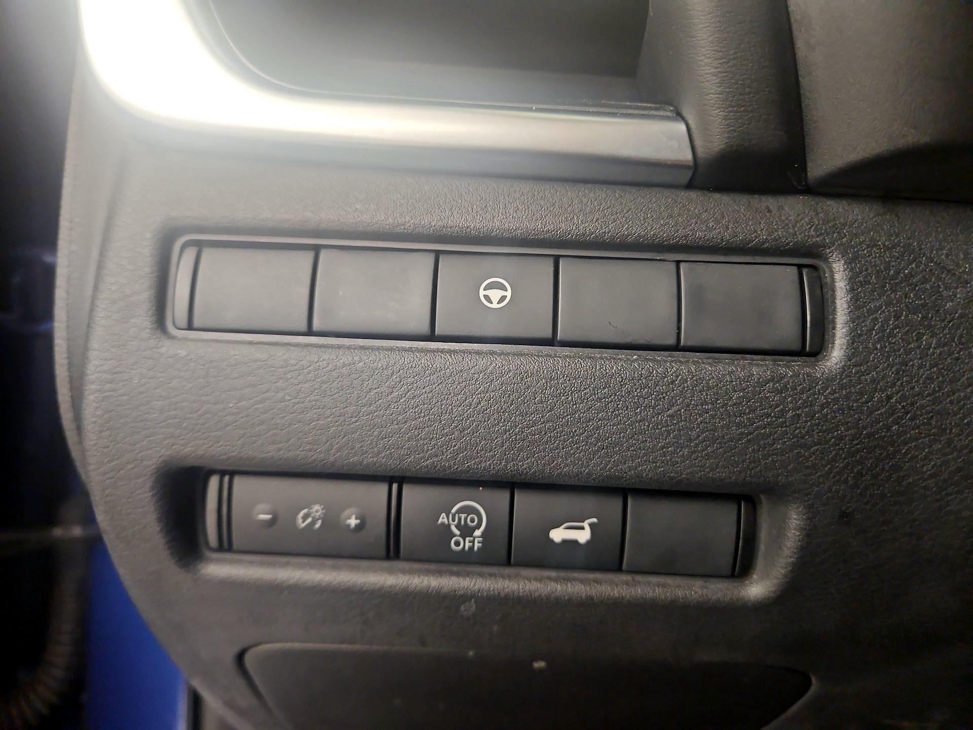 Thumbnail: 2023 Nissan Rogue - 13