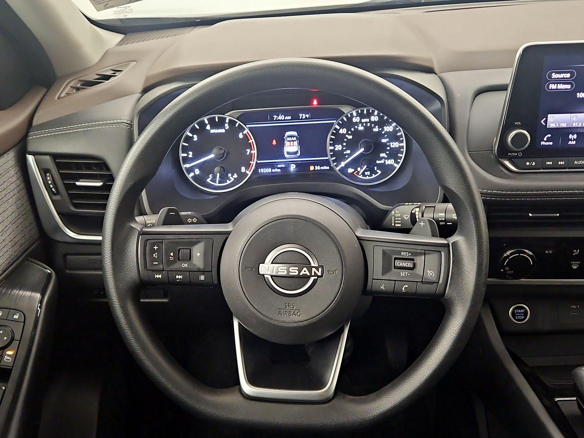 Thumbnail: 2023 Nissan Rogue - 10