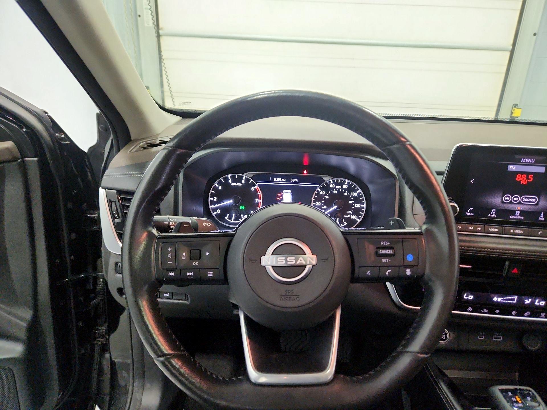 Thumbnail: 2023 Nissan Rogue - 10