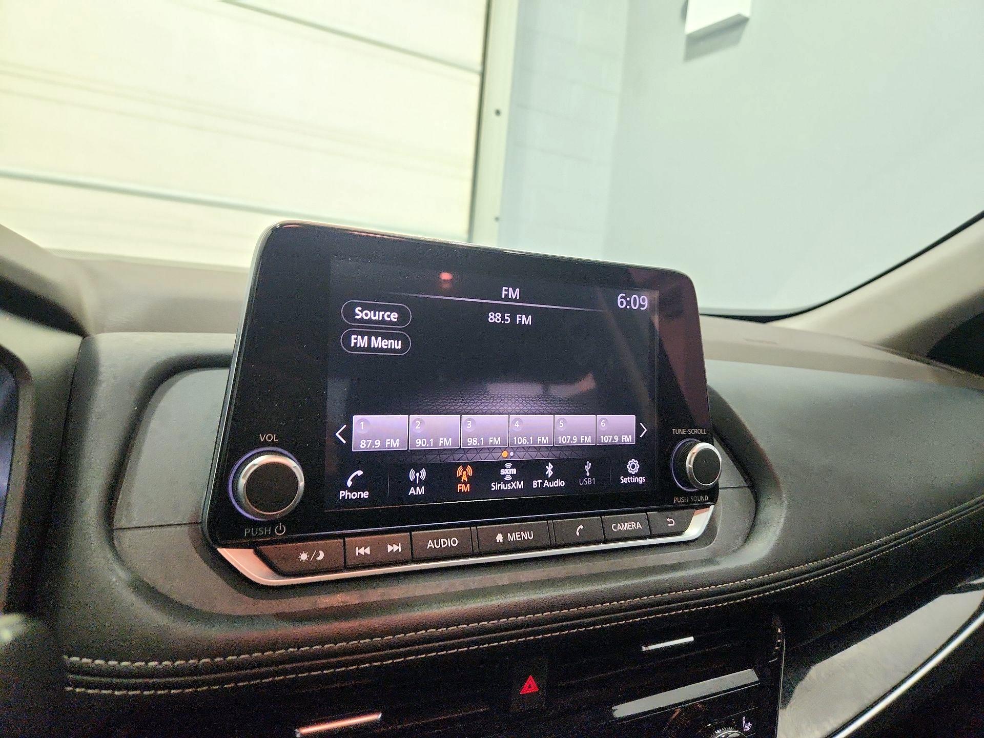 Thumbnail: 2023 Nissan Rogue - 15