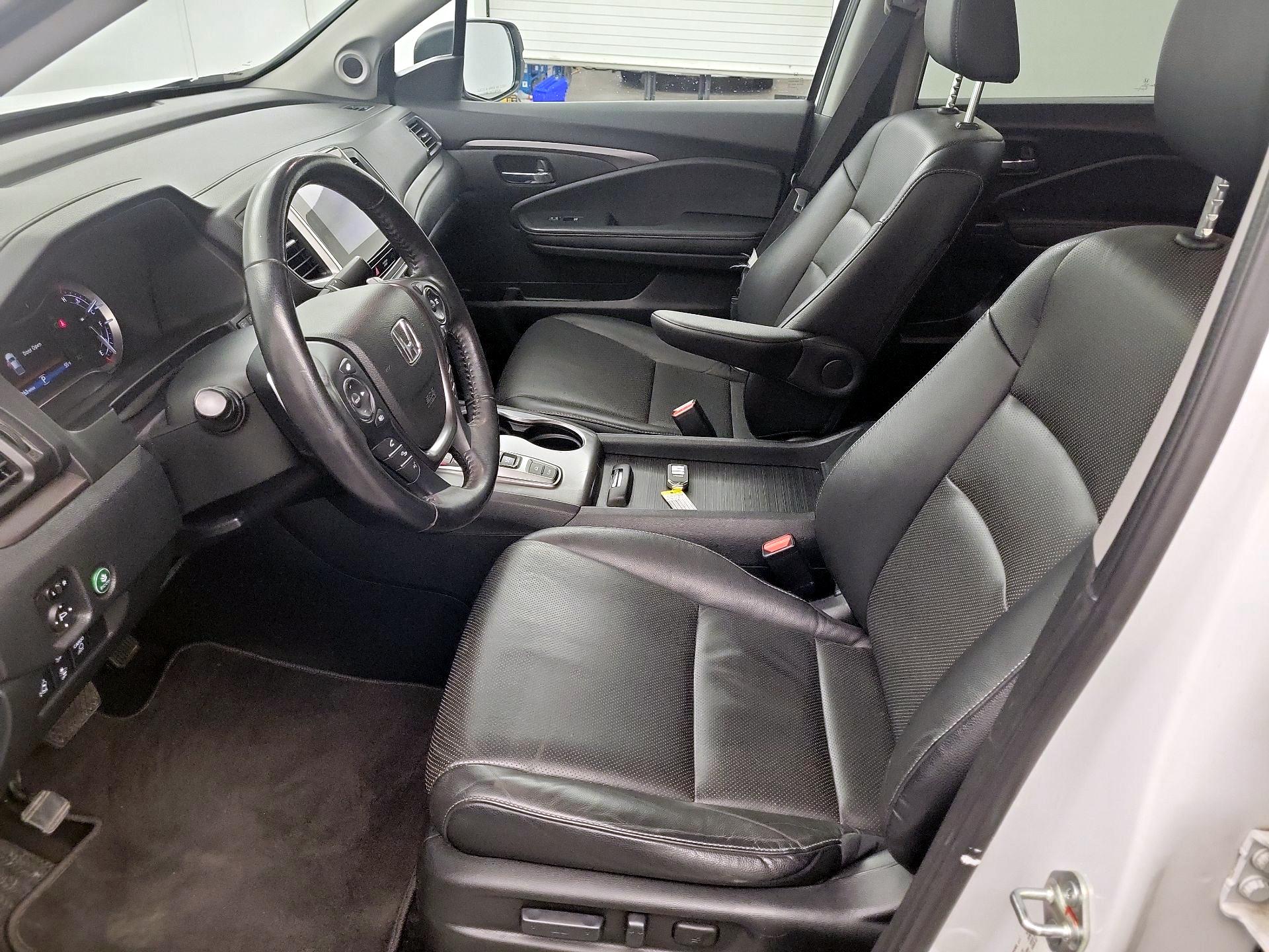 Thumbnail: 2020 Honda Ridgeline - 9