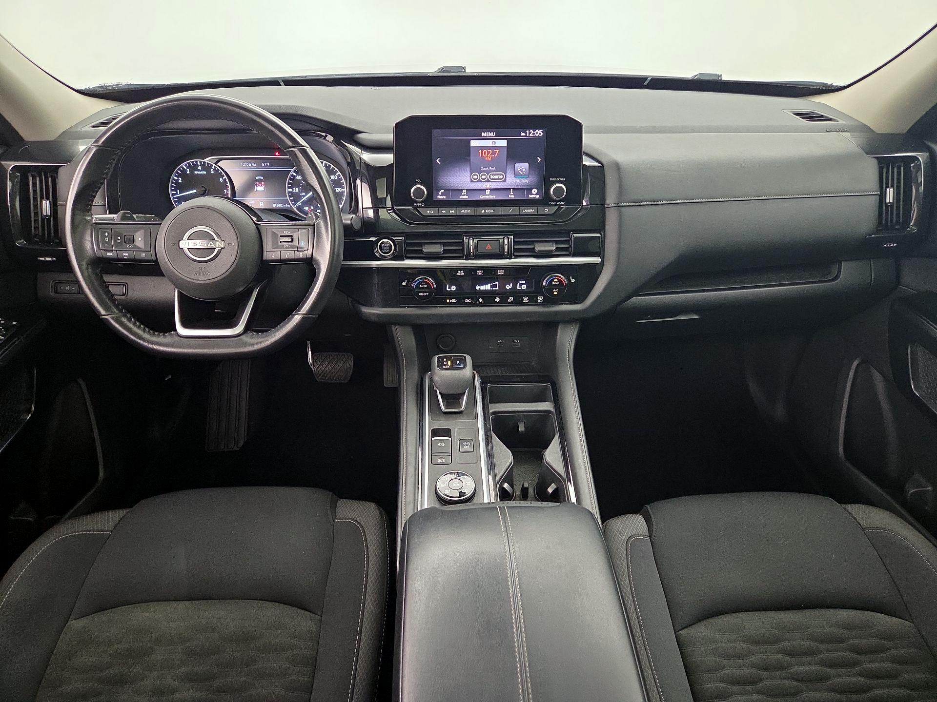 Thumbnail: 2022 Nissan Pathfinder - 9