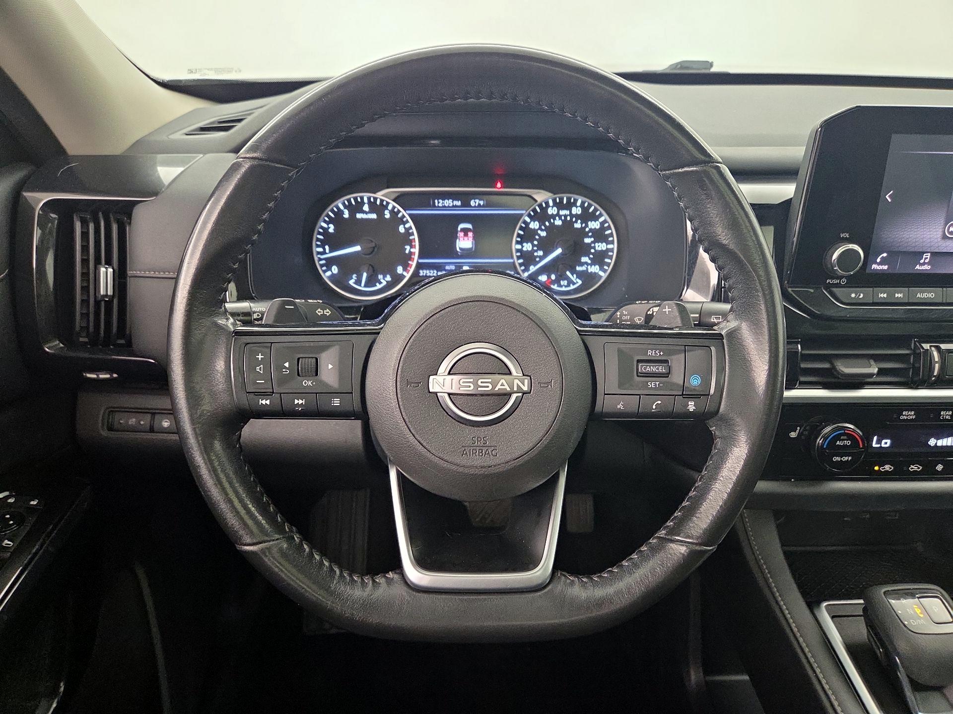 Thumbnail: 2022 Nissan Pathfinder - 10