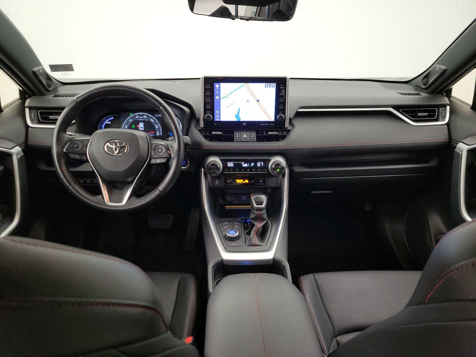 Thumbnail: 2021 Toyota RAV4 - 9