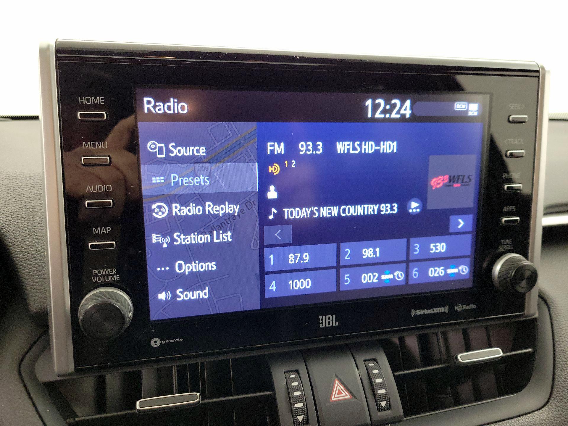 Thumbnail: 2021 Toyota RAV4 - 16