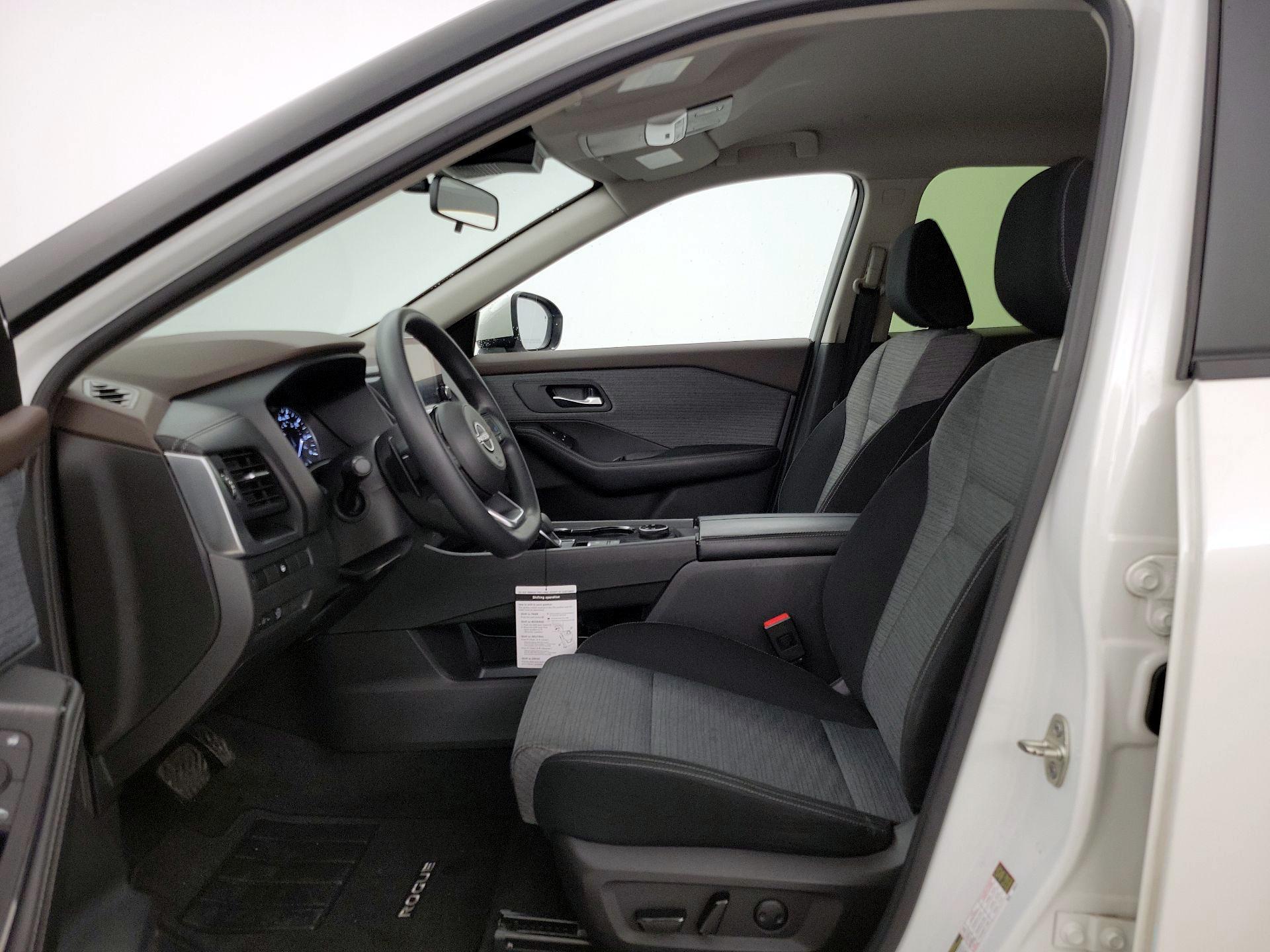 Thumbnail: 2023 Nissan Rogue - 11