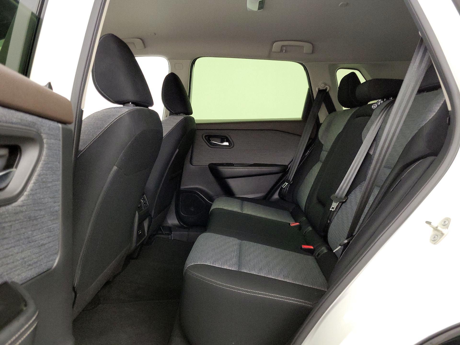 Thumbnail: 2023 Nissan Rogue - 19