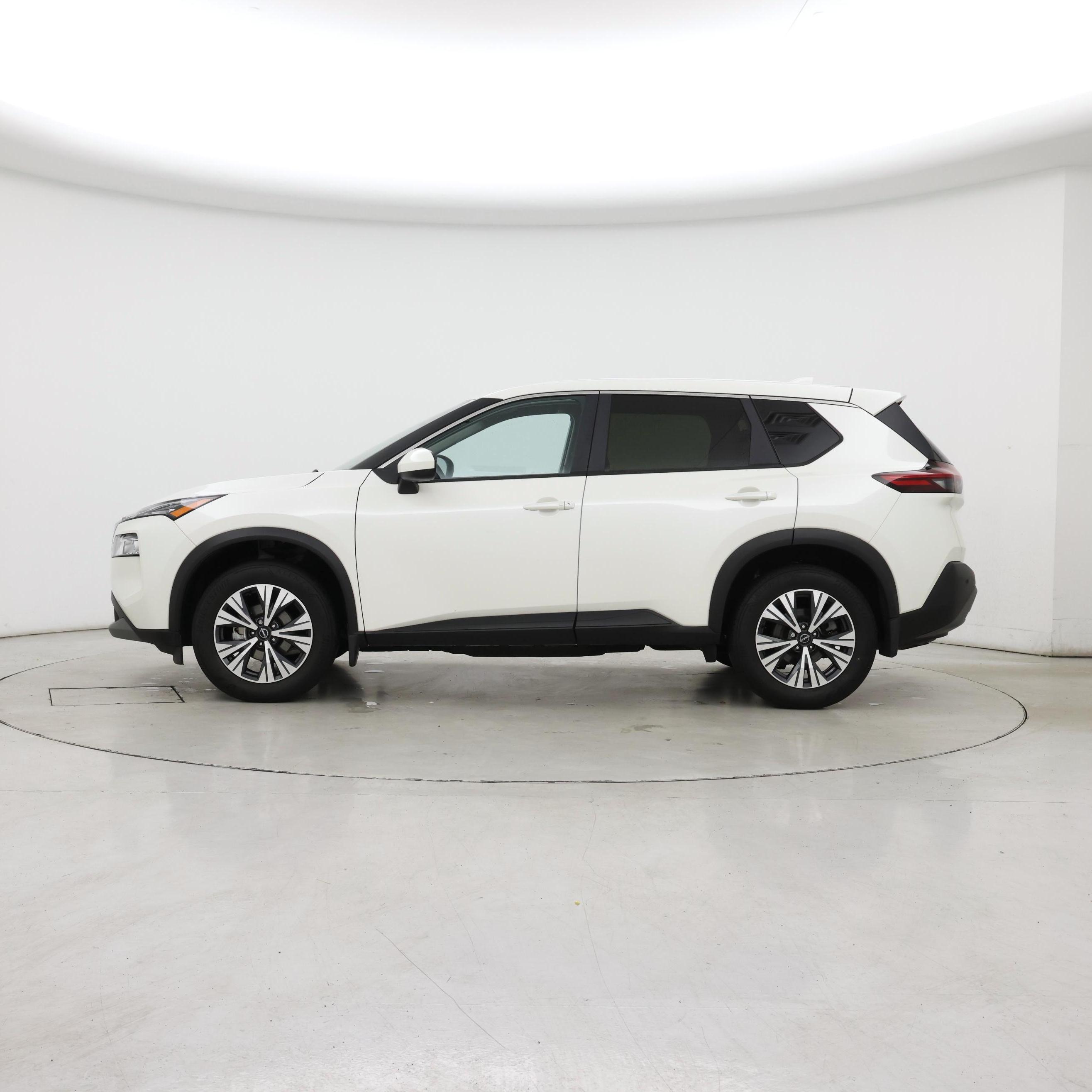 Thumbnail: 2023 Nissan Rogue - 3