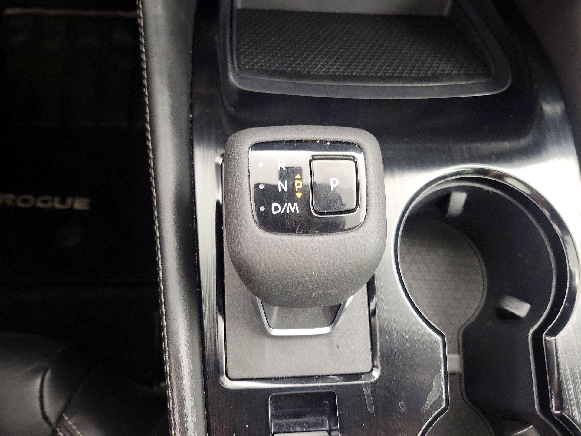 Thumbnail: 2023 Nissan Rogue - 18