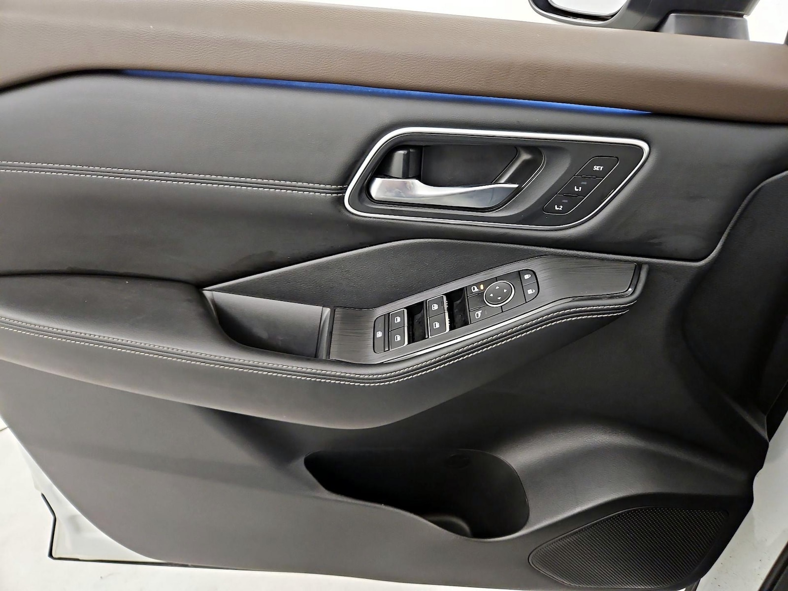 2023 Nissan Rogue Platinum - Photo 13
