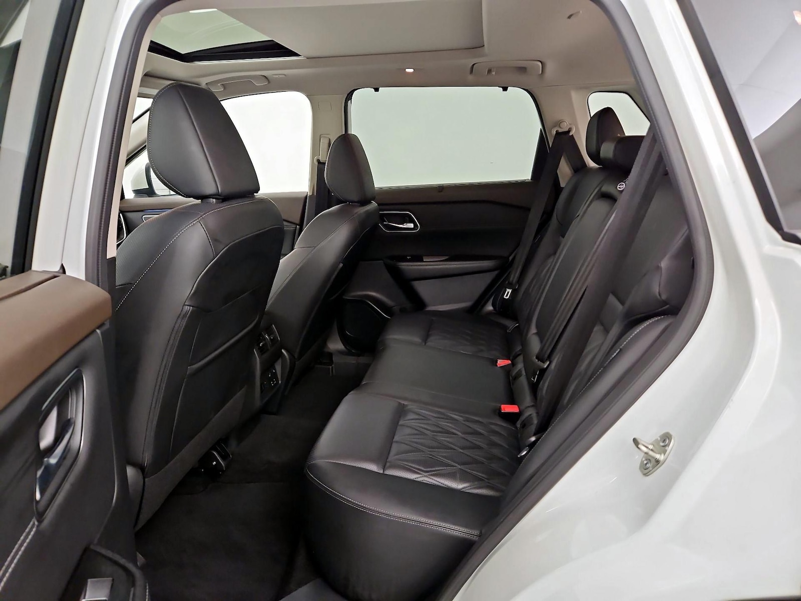 2023 Nissan Rogue Platinum - Photo 22