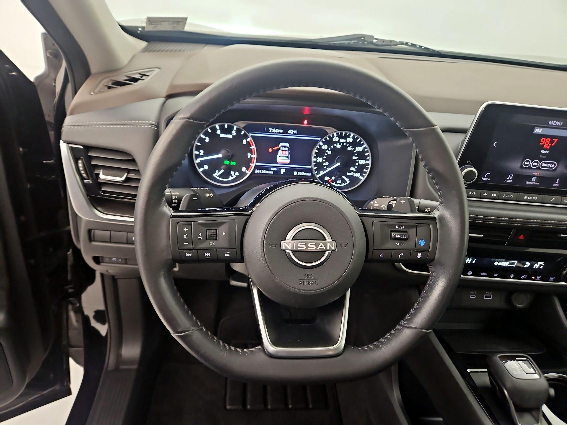 Thumbnail: 2023 Nissan Rogue - 10