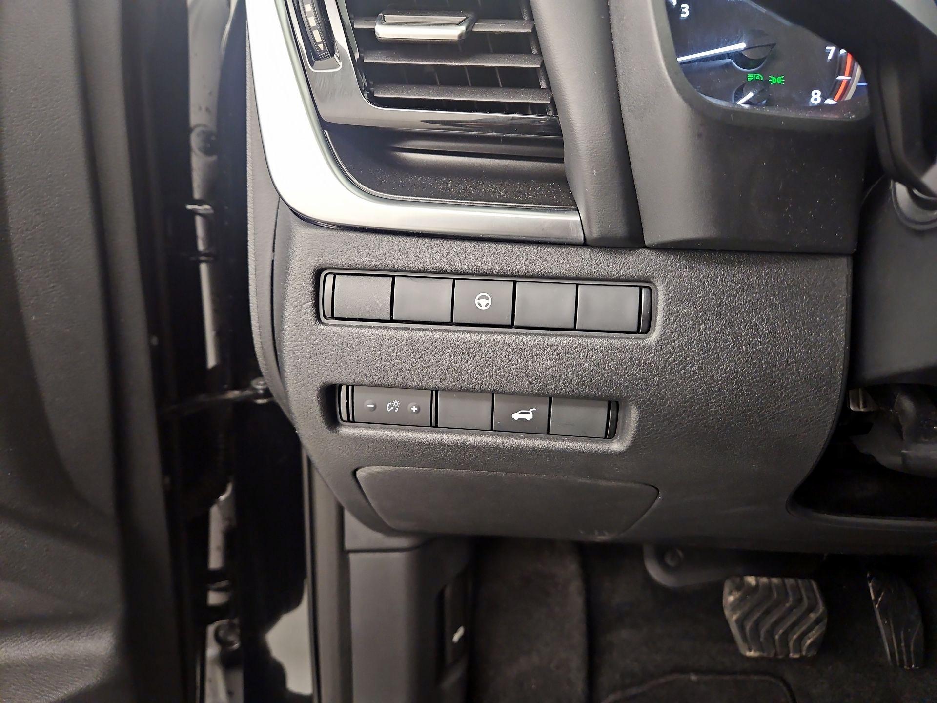 Thumbnail: 2023 Nissan Rogue - 13