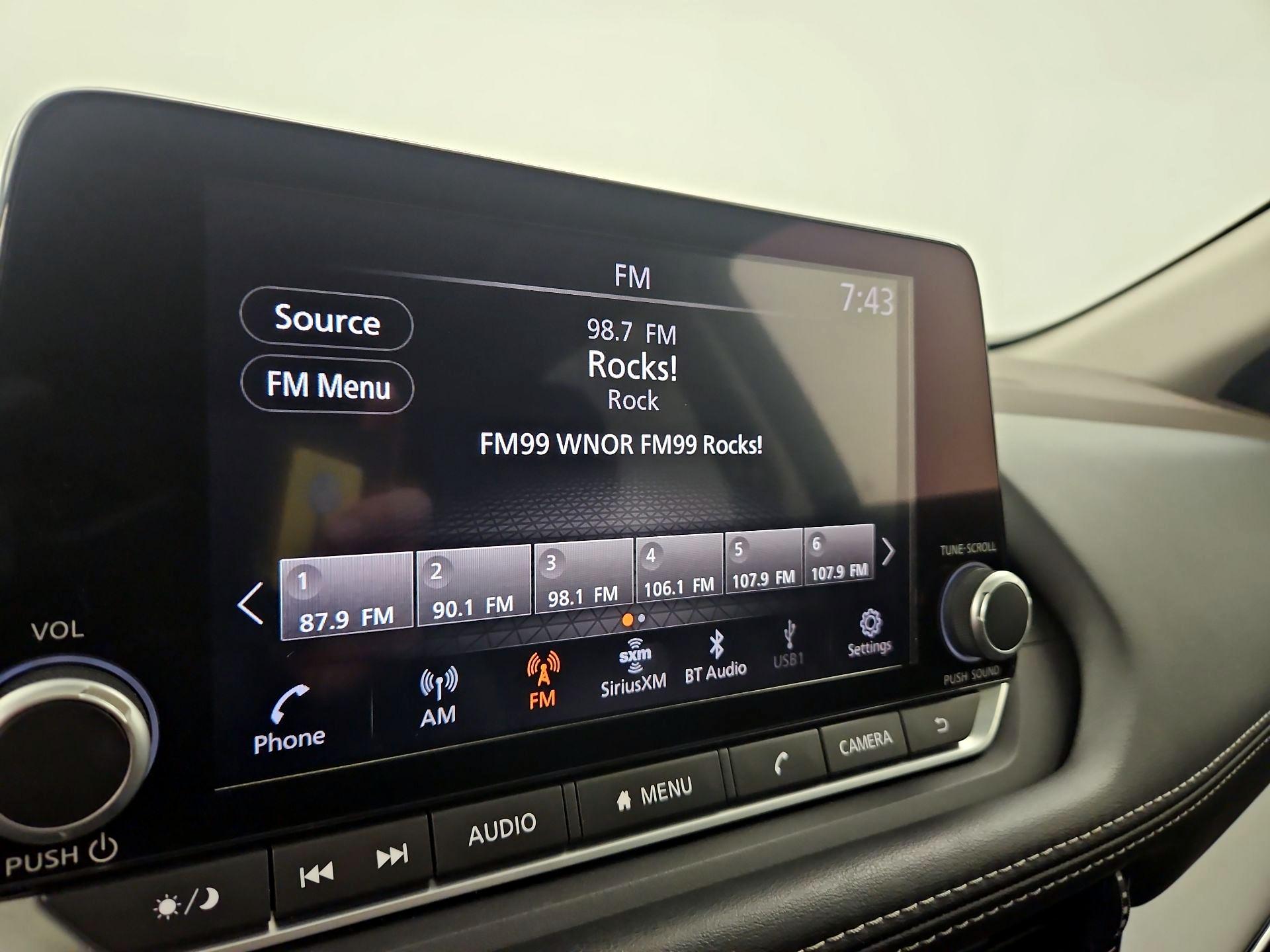 Thumbnail: 2023 Nissan Rogue - 15