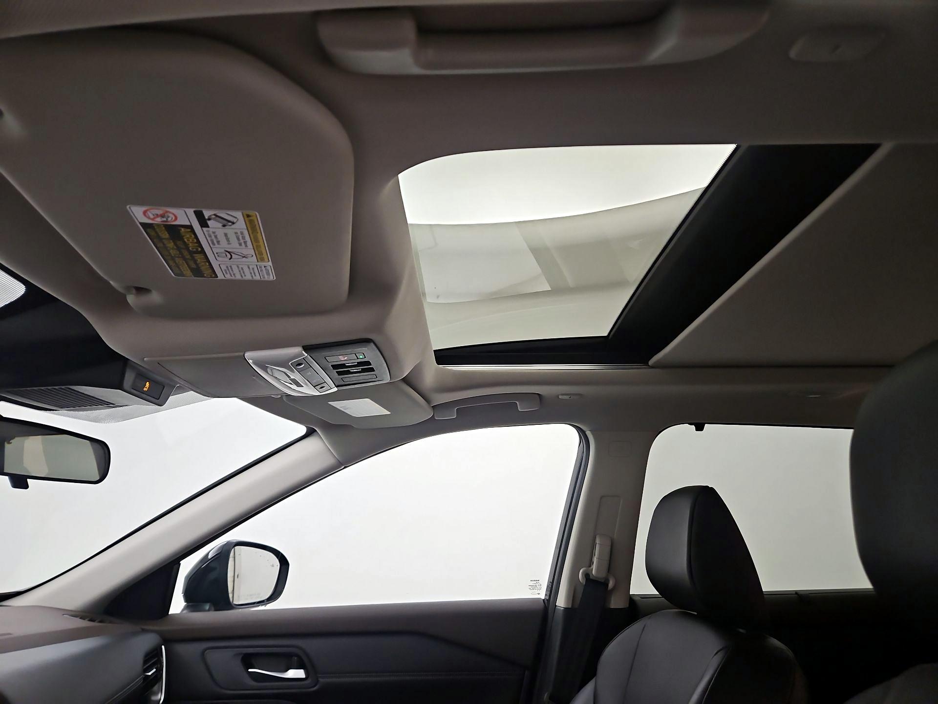 Thumbnail: 2023 Nissan Rogue - 19