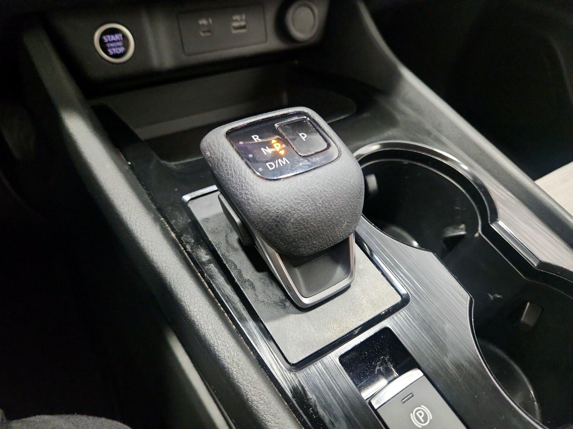 Thumbnail: 2023 Nissan Rogue - 17