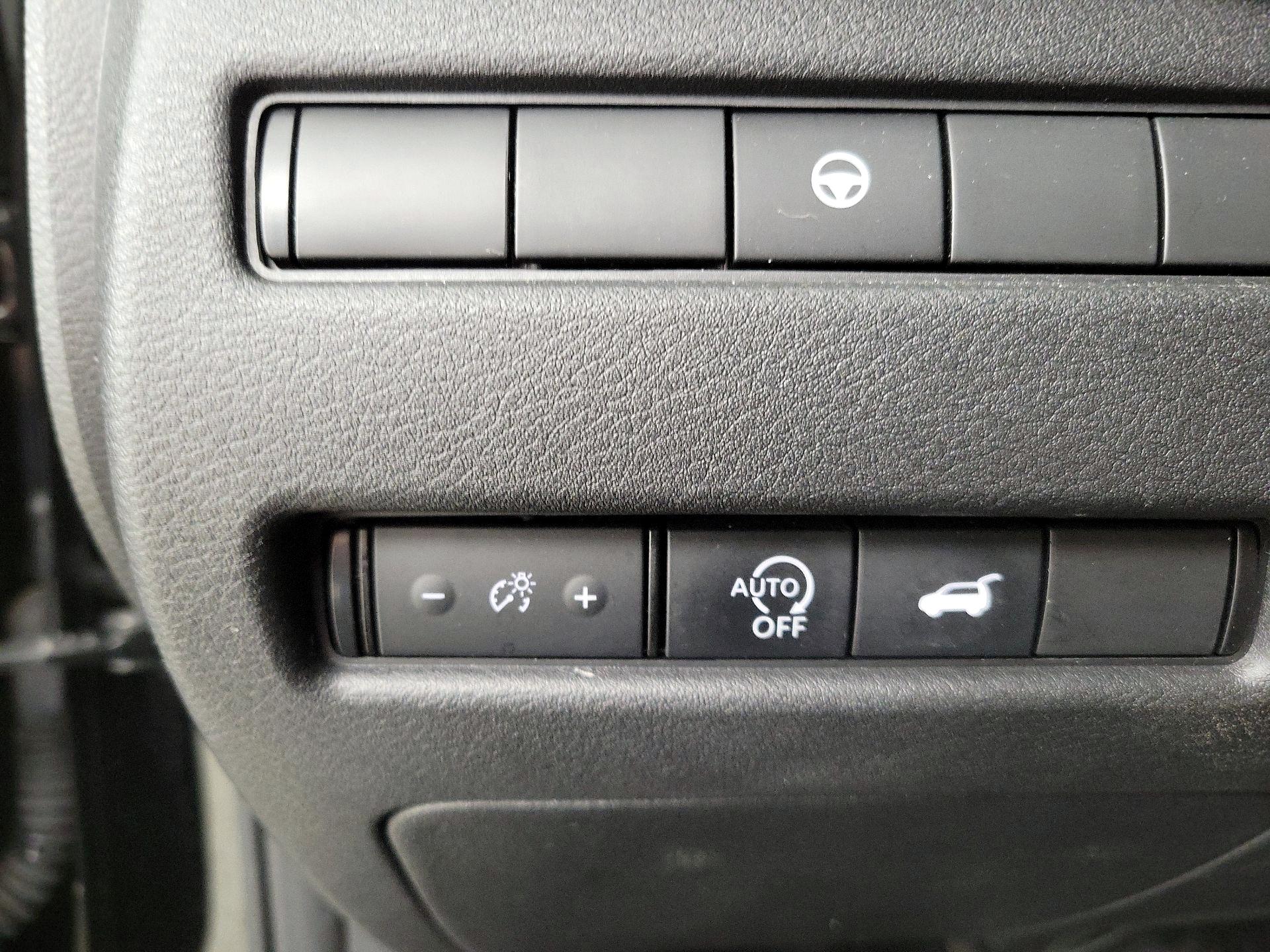 Thumbnail: 2023 Nissan Rogue - 13