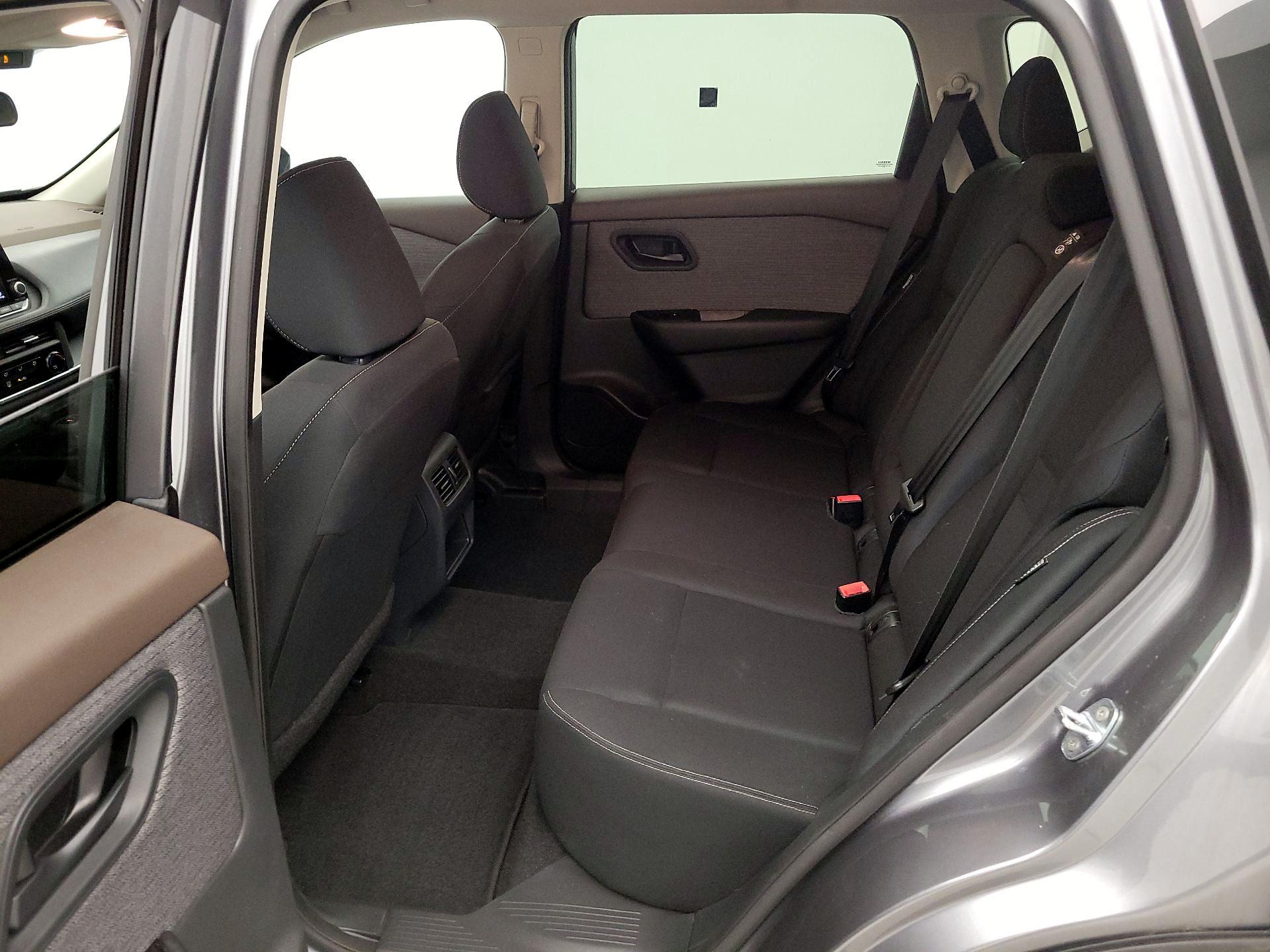 Thumbnail: 2023 Nissan Rogue - 19