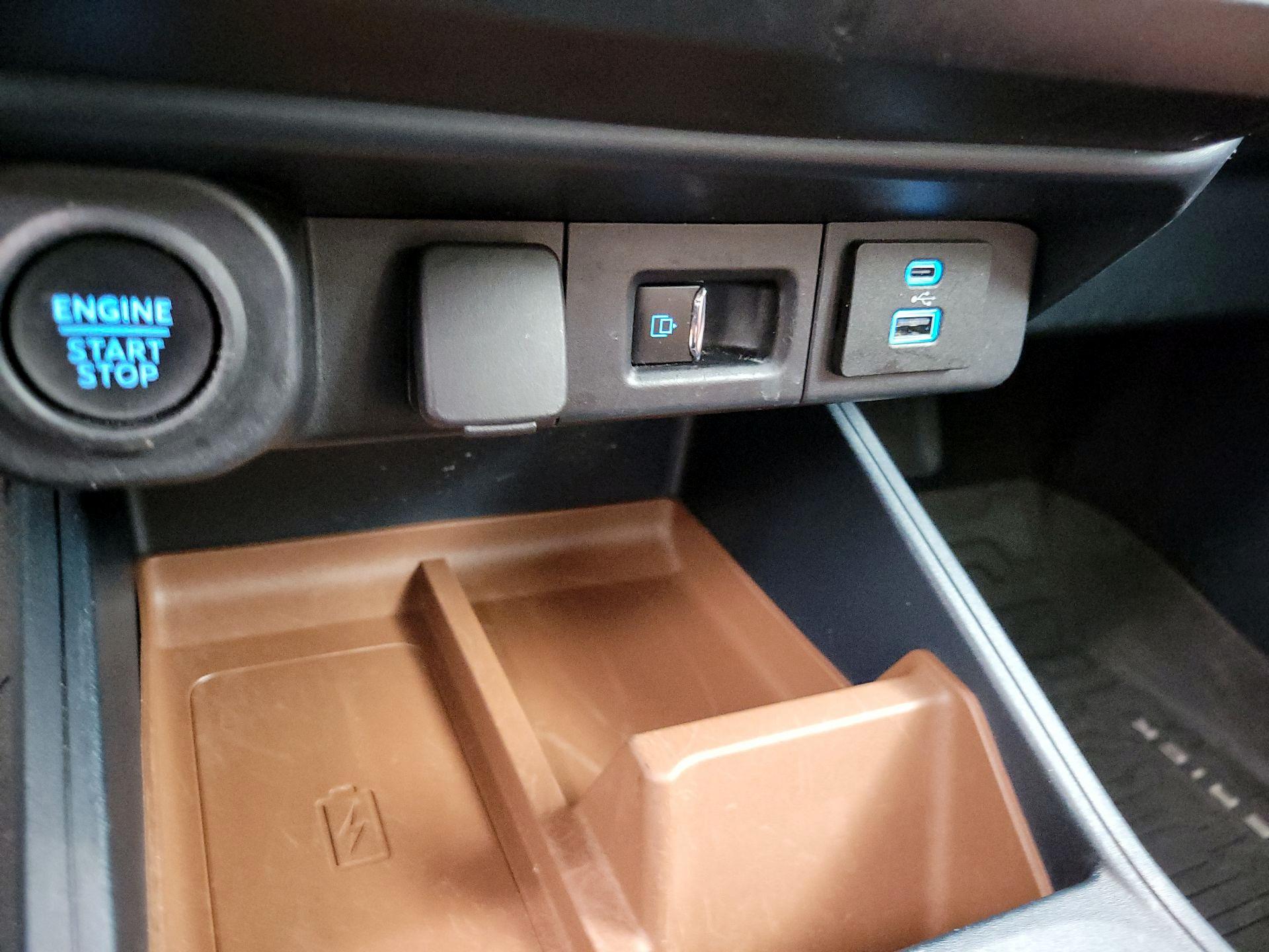 Thumbnail: 2022 Ford Maverick - 18