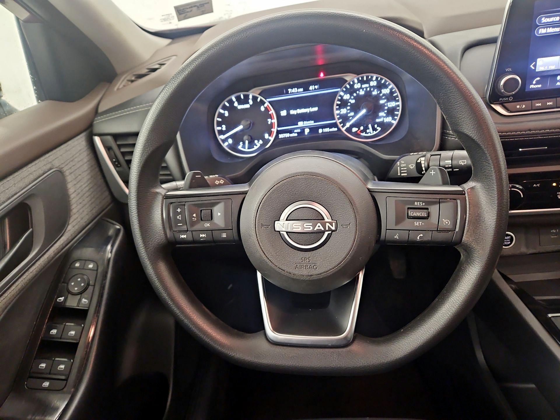 Thumbnail: 2023 Nissan Rogue - 10