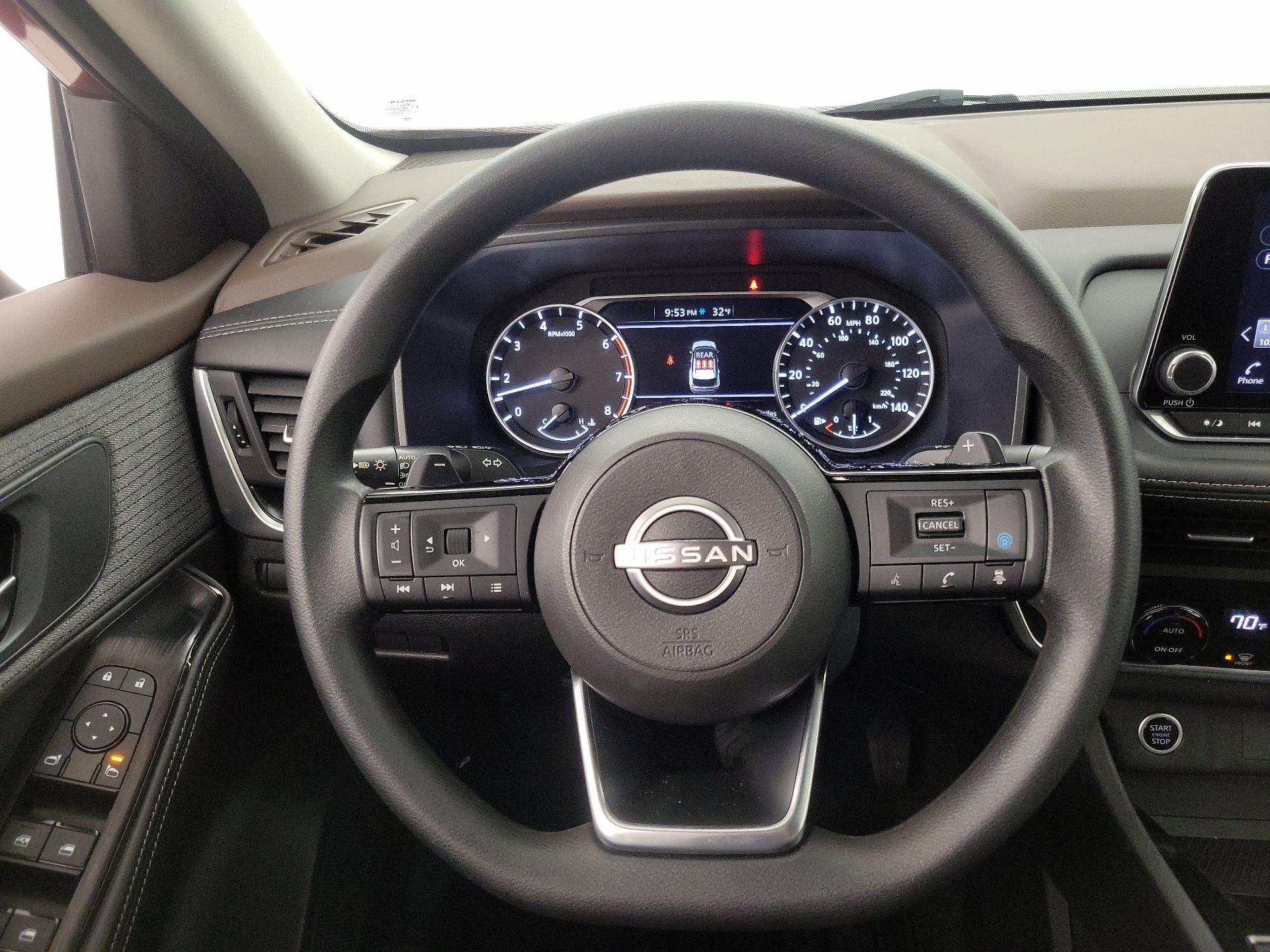 Thumbnail: 2023 Nissan Rogue - 10