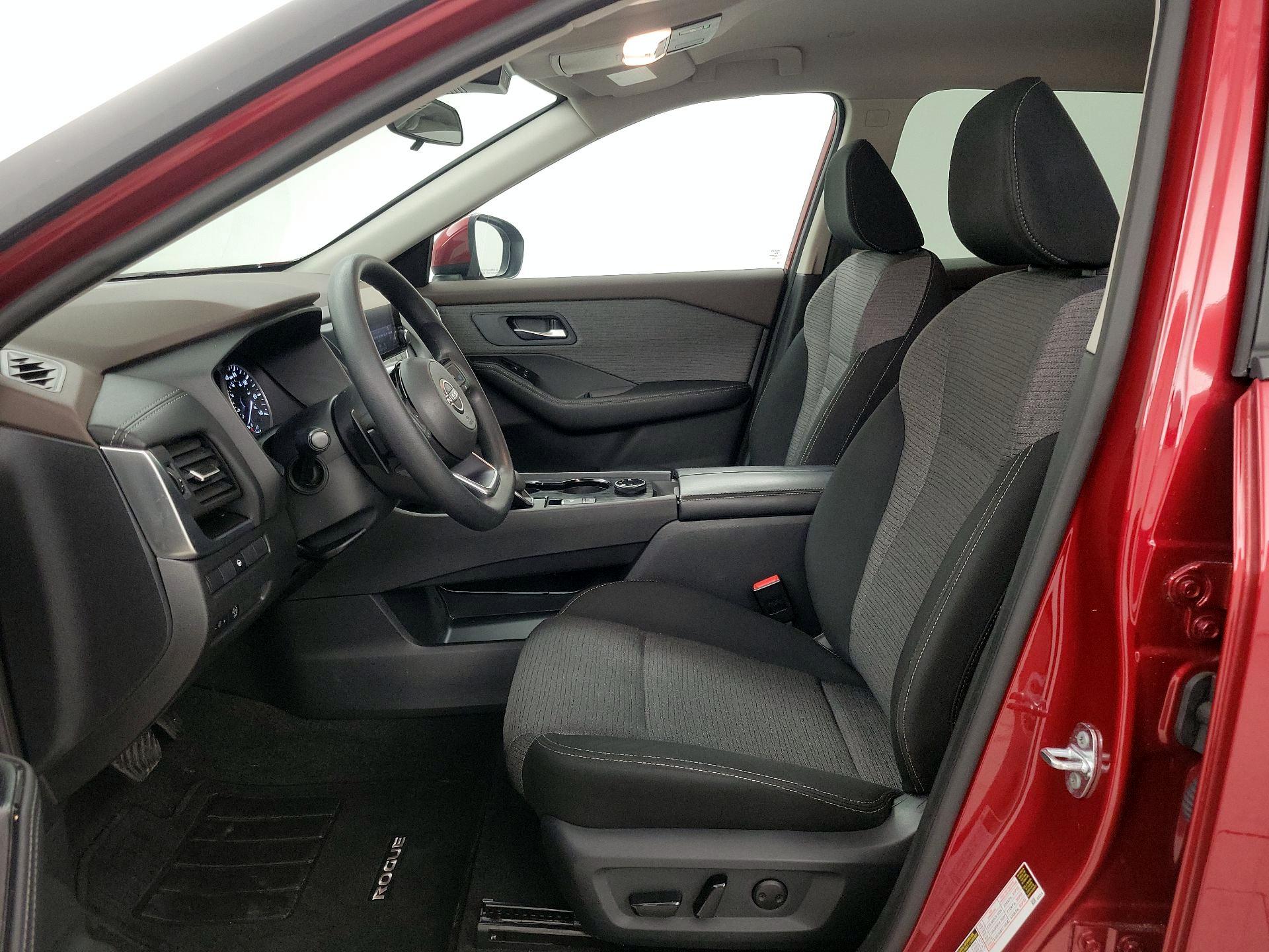 Thumbnail: 2023 Nissan Rogue - 11