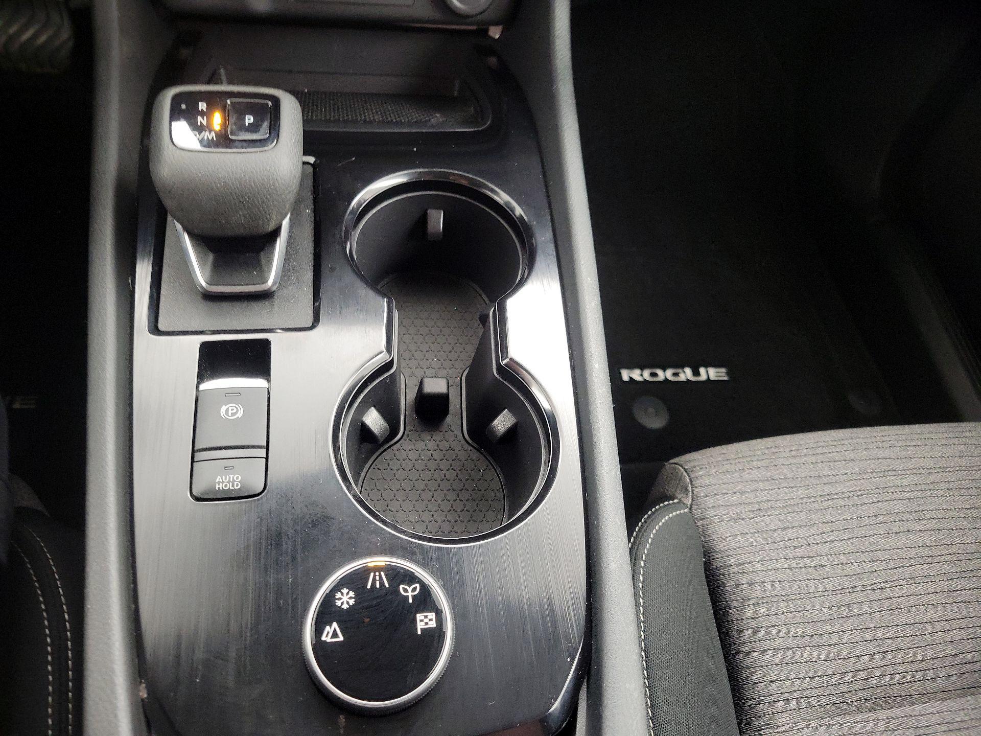 Thumbnail: 2023 Nissan Rogue - 17