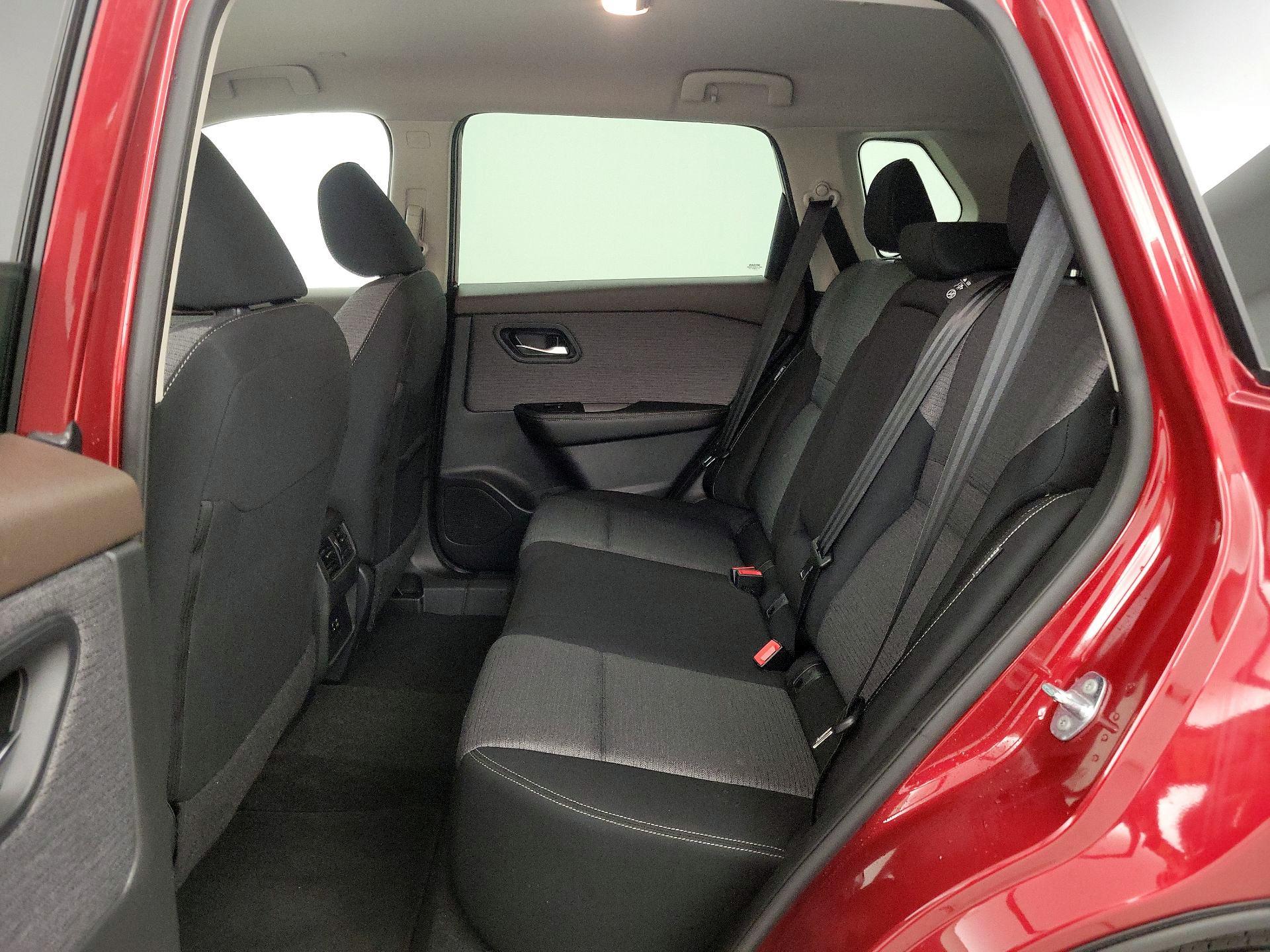 Thumbnail: 2023 Nissan Rogue - 19