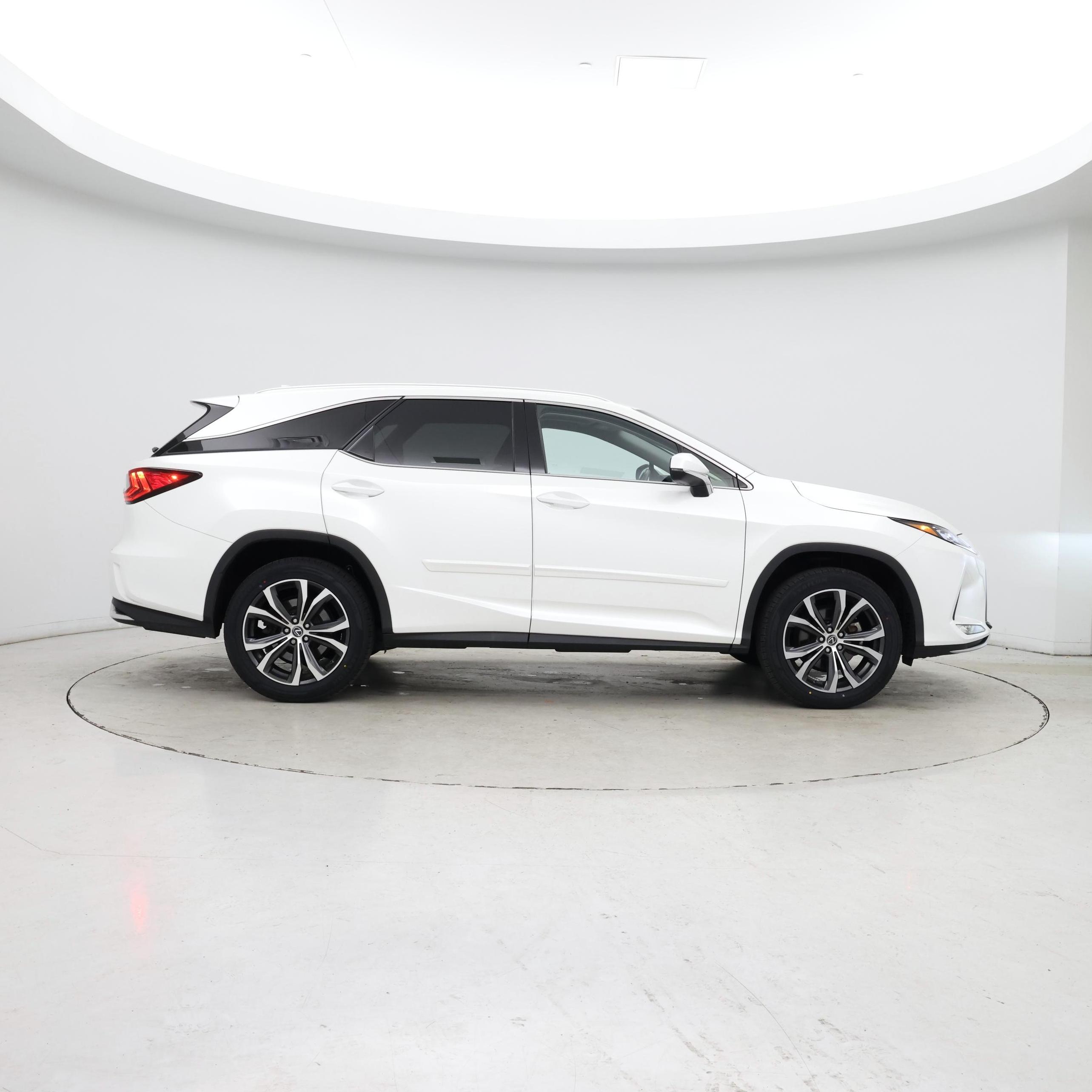 Thumbnail: 2022 Lexus RX - 7