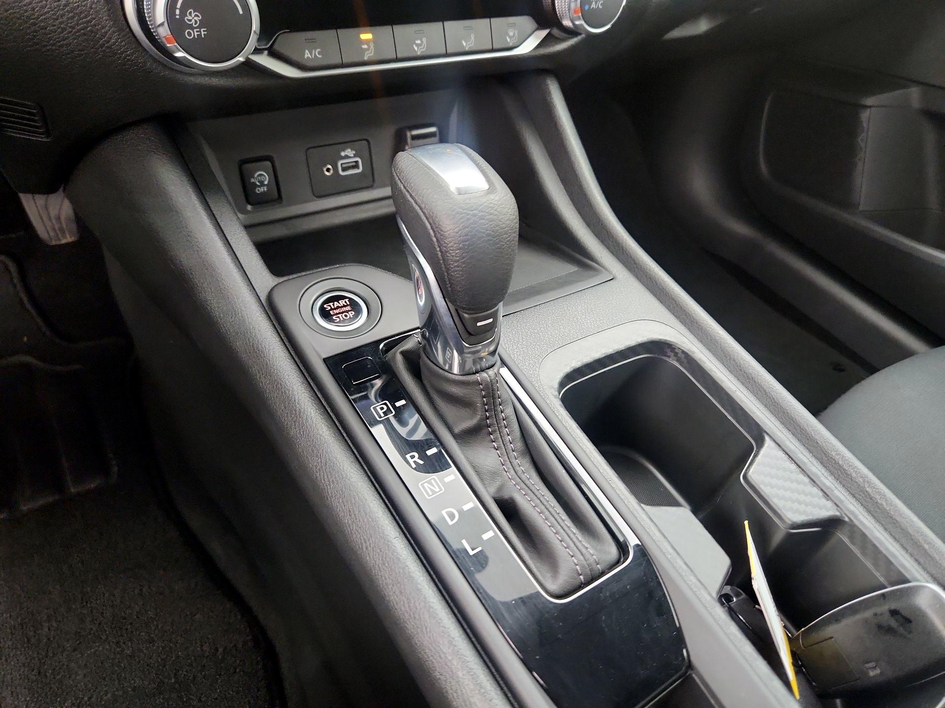 Thumbnail: 2024 Nissan Sentra - 17