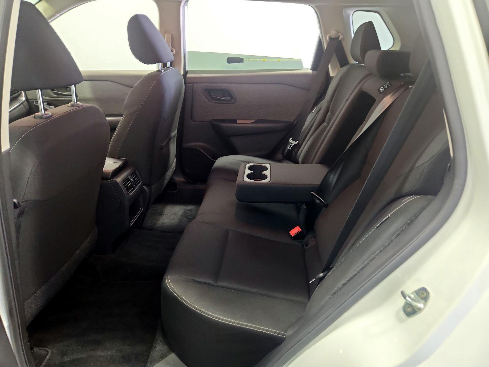 Thumbnail: 2023 Nissan Rogue - 19