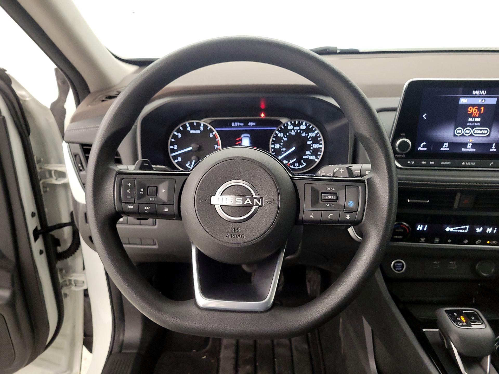 Thumbnail: 2023 Nissan Rogue - 10