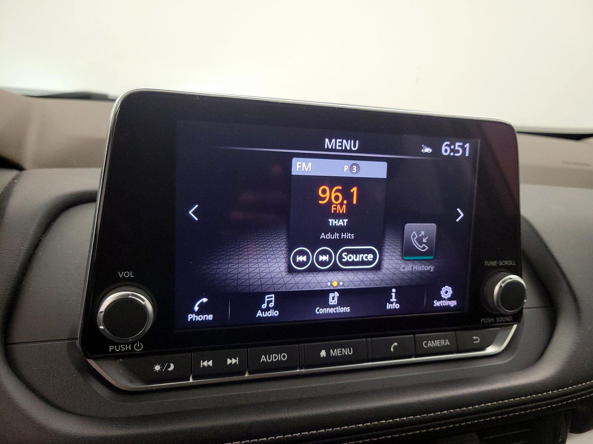 Thumbnail: 2023 Nissan Rogue - 15