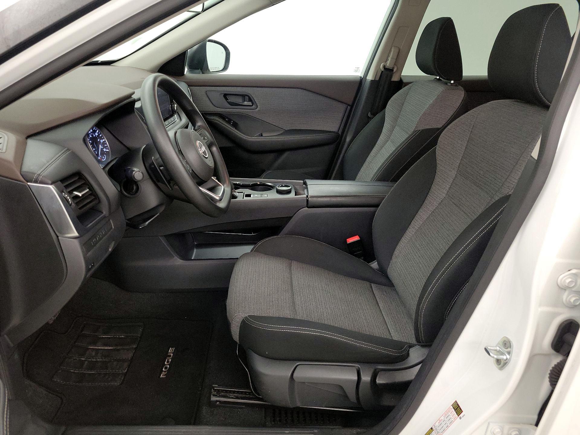 Thumbnail: 2022 Nissan Rogue - 11