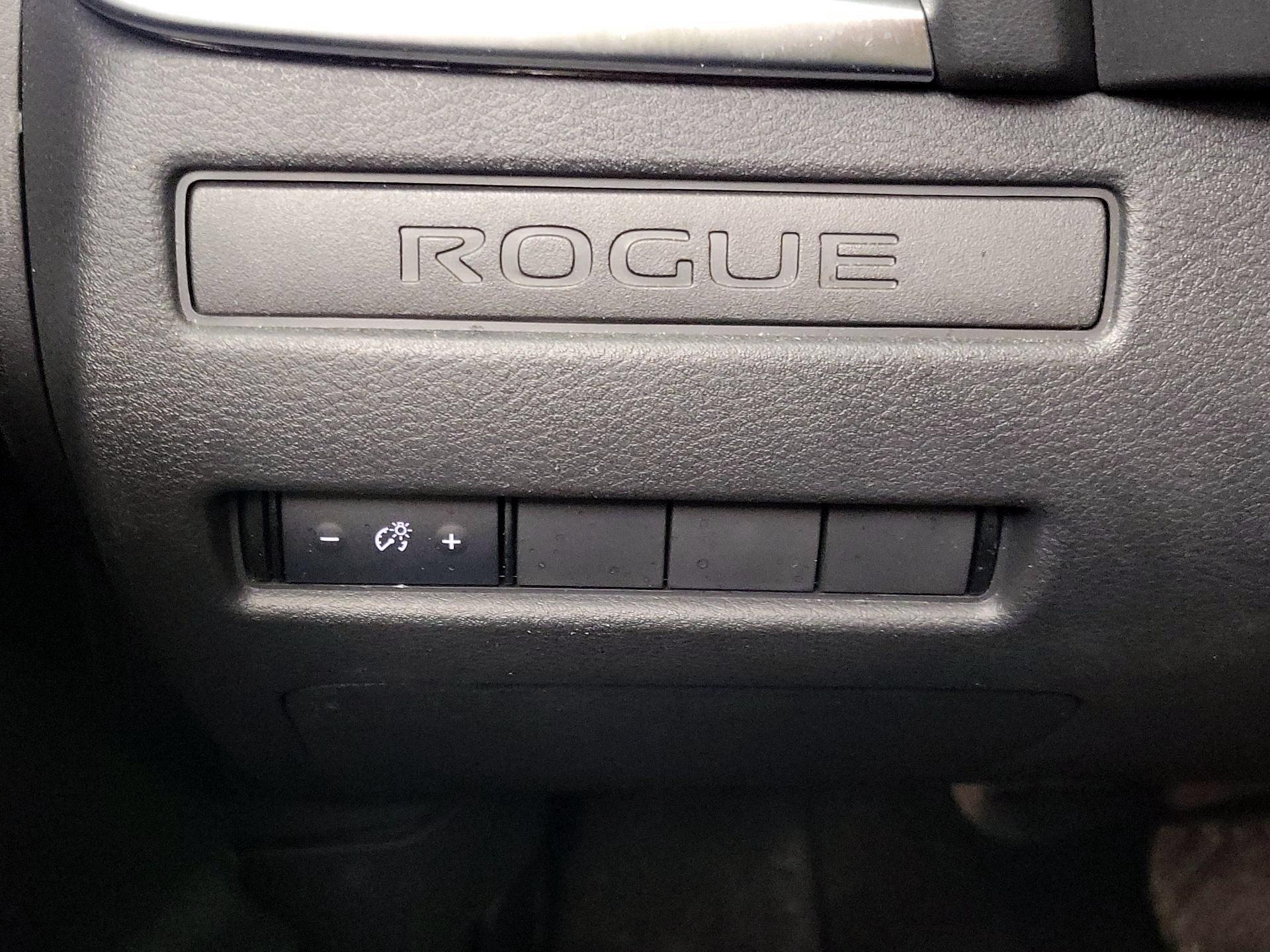 Thumbnail: 2022 Nissan Rogue - 13