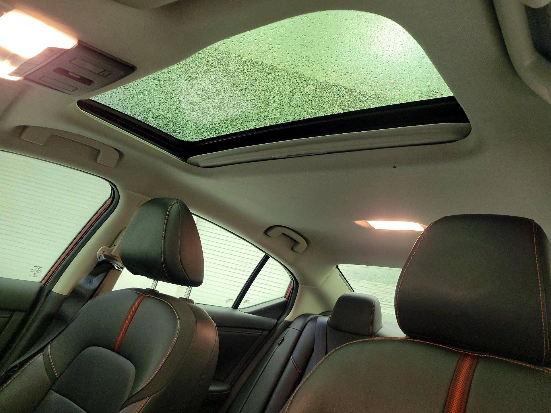 Thumbnail: 2022 Nissan Sentra - 17