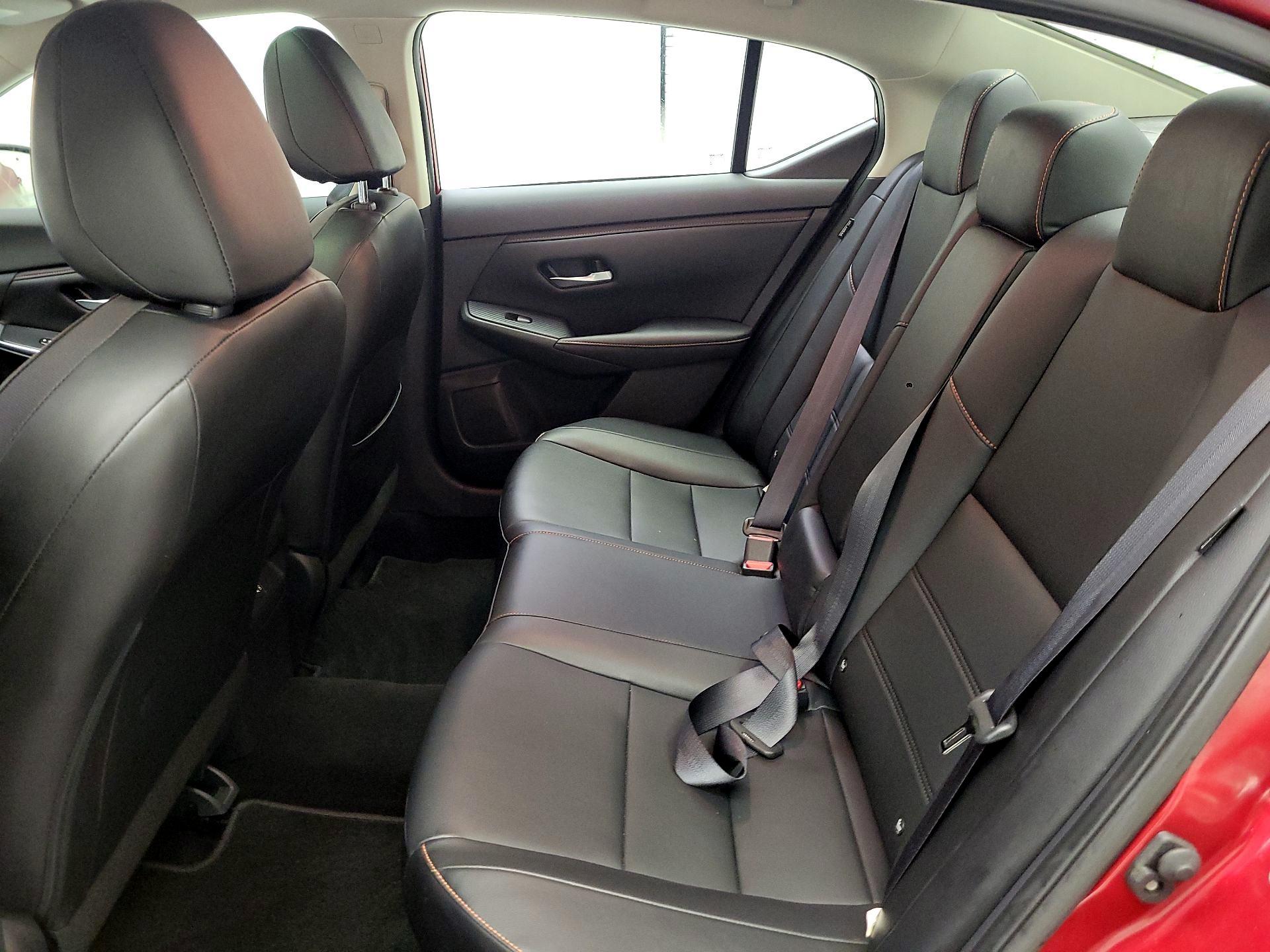 Thumbnail: 2022 Nissan Sentra - 18