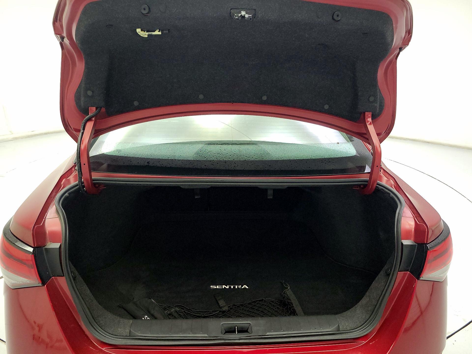 Thumbnail: 2022 Nissan Sentra - 19