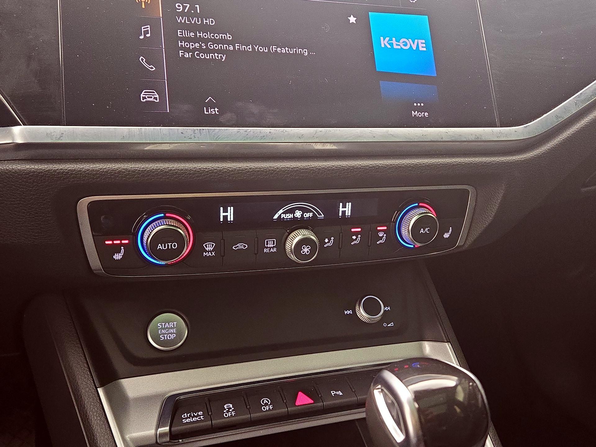 Thumbnail: 2020 Audi Q3 - 16