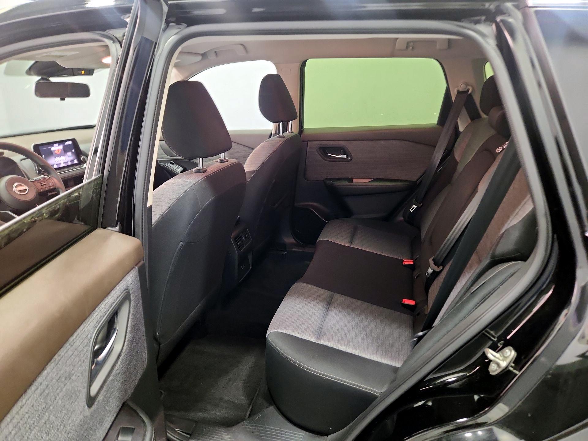 Thumbnail: 2023 Nissan Rogue - 19