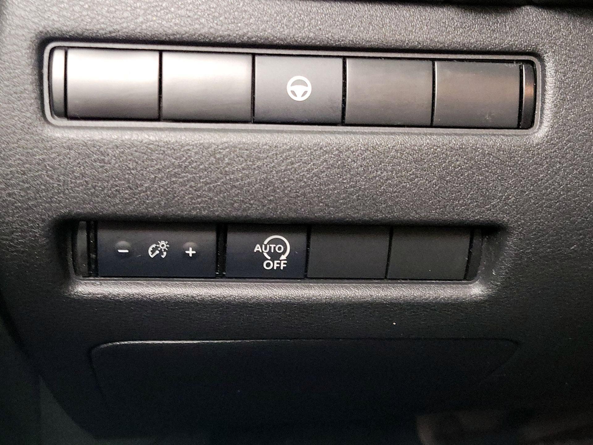 Thumbnail: 2023 Nissan Rogue - 13